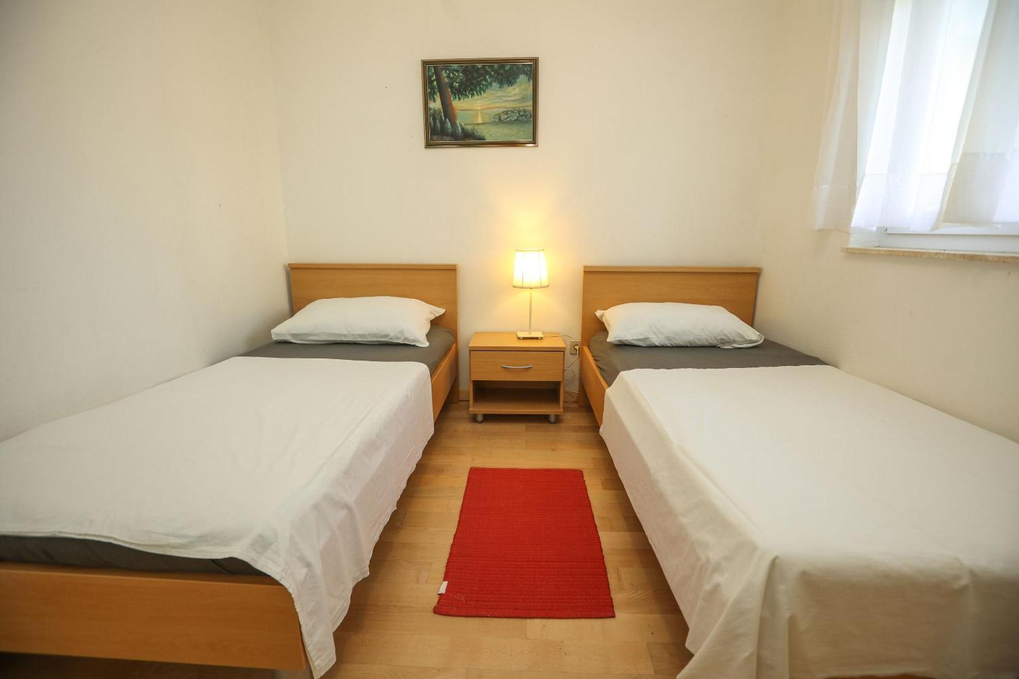 Apartments Teo Привлака Екстериор снимка