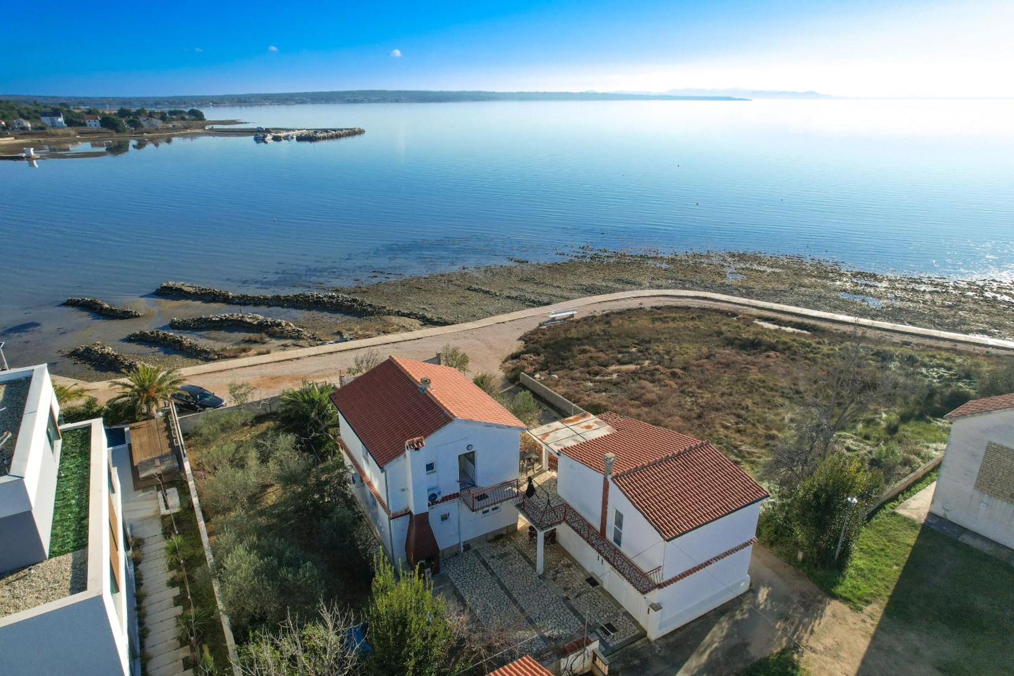 Apartments Teo Привлака Екстериор снимка
